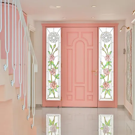 Rosy Dreamy Ultra Luxury *