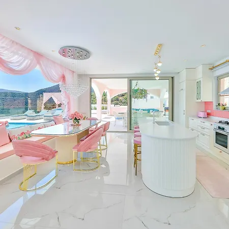 Rosy Dreamy Ultra Luxury Villa *