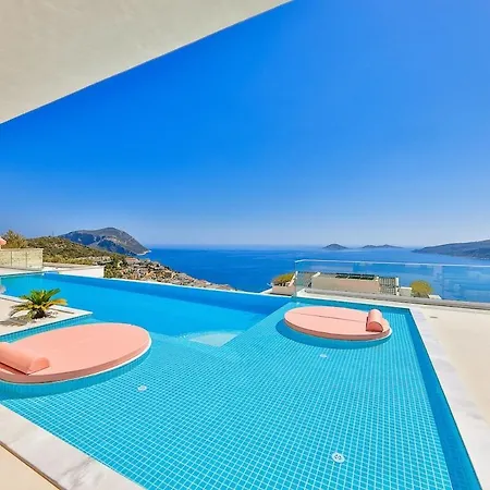 Rosy Dreamy Ultra Luxury *