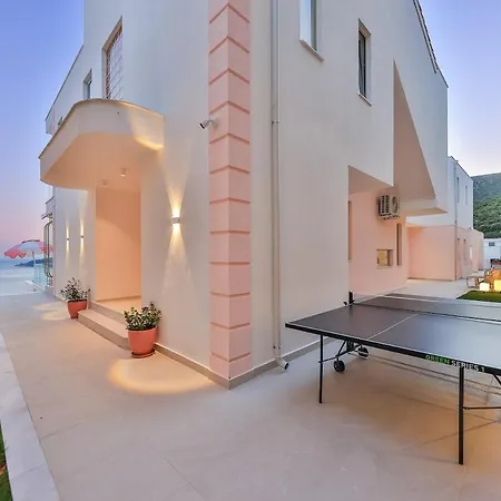 Villa Rosy Dreamy Ultra Luxury *