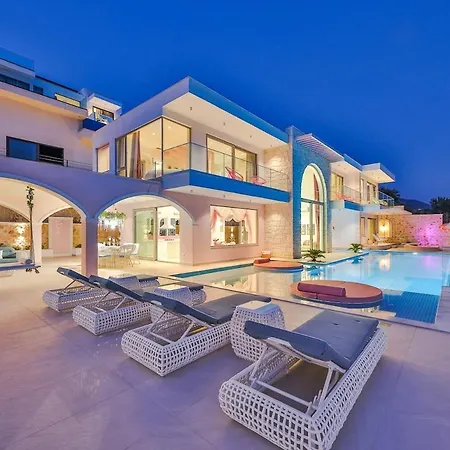 Rosy Dreamy Ultra Luxury * Kaş