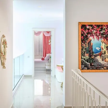 Villa Rosy Dreamy Ultra Luxury Kaş