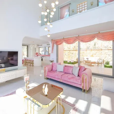 Villa Rosy Dreamy Ultra Luxury Kas