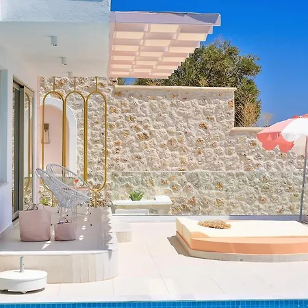 Rosy Dreamy Ultra Luxury Kaş