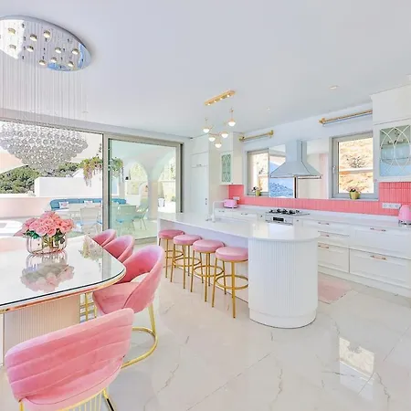 Villa Rosy Dreamy Ultra Luxury