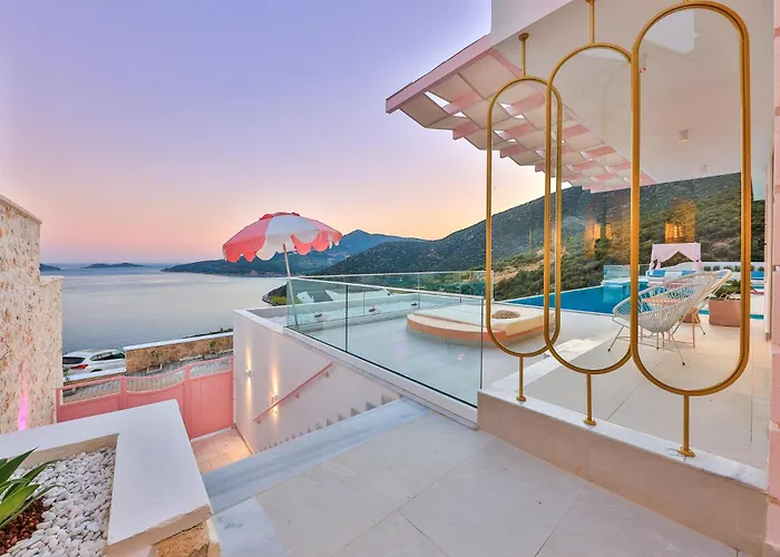 Rosy Dreamy Ultra Luxury *