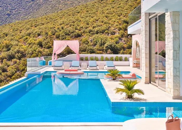 Rosy Dreamy Ultra Luxury Kaş