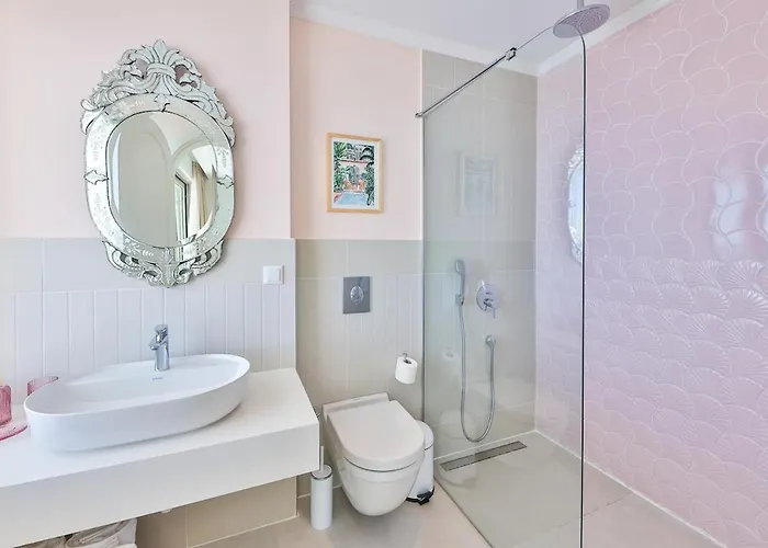 Rosy Dreamy Ultra Luxury Villa